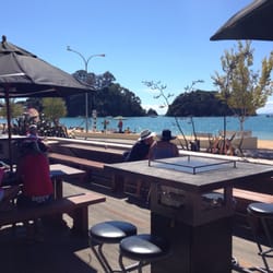 Shoreline Cafe - Deck facing the beach