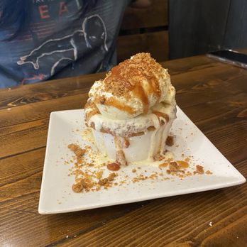 Arepitas - Guava pie with vanilla ice cream - Venezuelan Near Me - Round Rock, Texas
