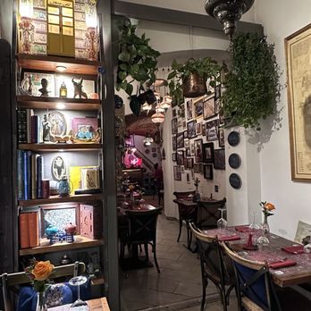 Tehran - Cute decor - Persian/Iranian Near Me - Florence, FI