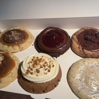 Crumbl - Bakersfield - Late snack! - Bakeries Near Me - Bakersfield, California