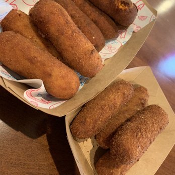 Dos Croquetas - Bakeries Near Me - Miami, Florida