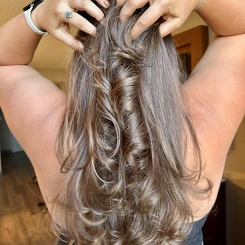 Erin’s Salon - Hair Salons Near Me - Rancho Cordova, California