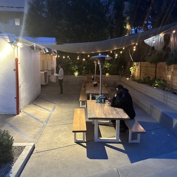 Tomato Pie Pizza Joint - Outside seating - Pizza Near Me - Silver Lake, California Tomato Pie Pizza Joint - Outside seating - Pizza Near Me - Silver Lake, California