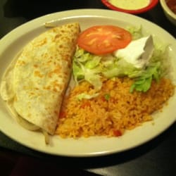 Los Reyes Mexican Restaurant - Quesadilla Ranchera