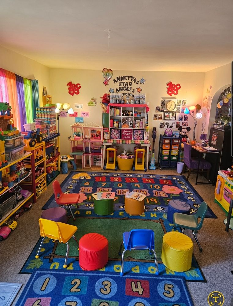 Annetta's Star Angels Daycare - childcare center in Milwaukee, WI