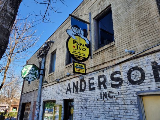 Papa Jazz Record Shoppe by null