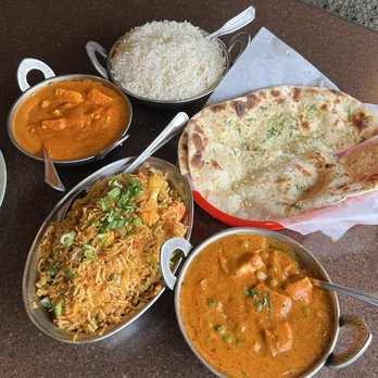 India Palace - Matar Paneer, Paneer Makhani, vegetable Banarsi Biryani (Vegetable) w garlic naan. - Indian Near Me - Mankato, Minnesota India Palace - Matar Paneer, Paneer Makhani, vegetable Banarsi Biryani (Vegetable) w garlic naan. - Indian Near Me - Mankato, Minnesota