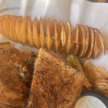 RelicRoad Brewing - Patty melt with their Chips! - Breweries Near Me - Winslow, Arizona