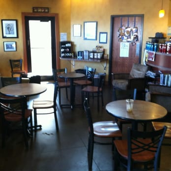 Lincoln Perk - Lincoln Perk seating area - Cafes Near Me - Hesston, Kansas Lincoln Perk - Lincoln Perk seating area - Cafes Near Me - Hesston, Kansas
