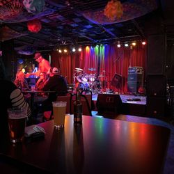 Red Fish Blue Fish - Staging the bar