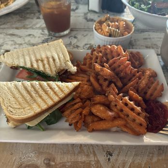 Birdie Bistro - Grilled Chicken Sandwich Lunch on sourdough. The side cold salad was excellent also. - Coffee & Tea Near Me - McAllen, Texas
