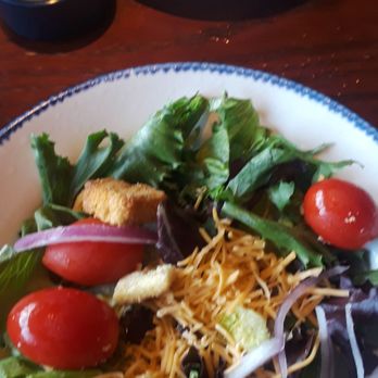 Red Lobster - Salads got smaller...portions are way different from 4 months since I came - Seafood Near Me - El Paso, Texas