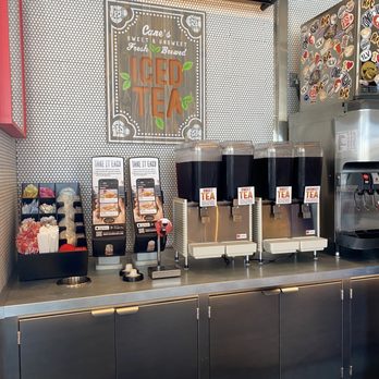 Raising Cane's Chicken Fingers - Sweet Tea - Fast Food Near Me - Carson, California