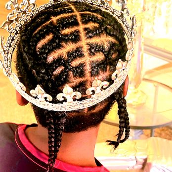 1. Royal Beauty Supply and Wigs