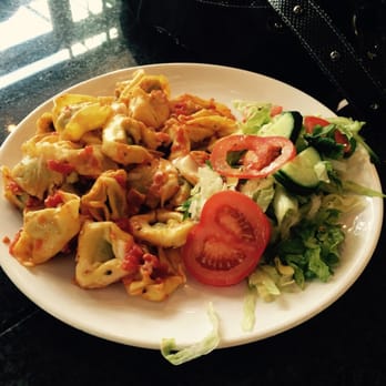 Horizon - Yummy pasta filled with cheese n pesto - Bakeries Near Me - London, XGL