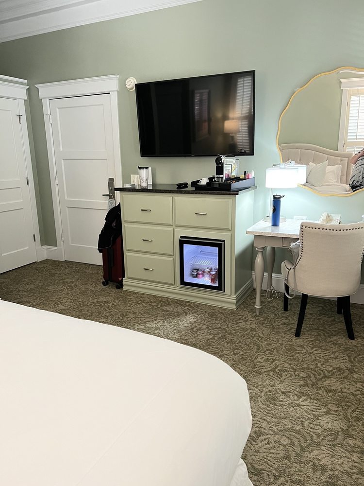 Social spots from Village Inn & Pub