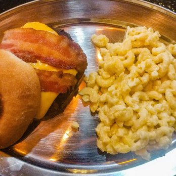The Red Stag Tavern - Bacon cheeseburger and three cheese mac and cheese! - Cocktail Bars Near Me - Vidalia, Georgia The Red Stag Tavern - Bacon cheeseburger and three cheese mac and cheese! - Cocktail Bars Near Me - Vidalia, Georgia