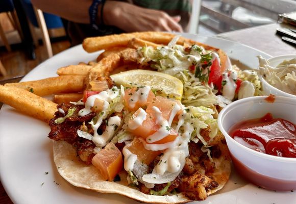 Wahoos Fish House by null