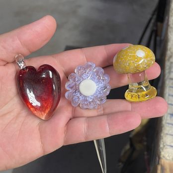Glass Bubble - Couple pieces made by a group class - Machine & Tool Rental Near Me - Miami, Florida