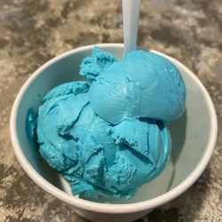 Lake Michigan Beach Ice Cream & Eatery