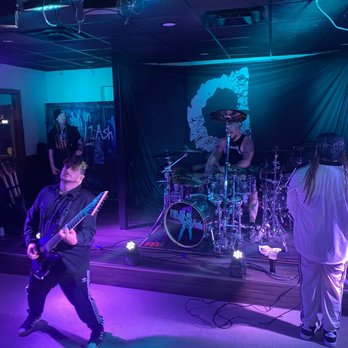 Freak On A Leash - Music Venues Near Me - Louisville, Kentucky Freak On A Leash - Music Venues Near Me - Louisville, Kentucky