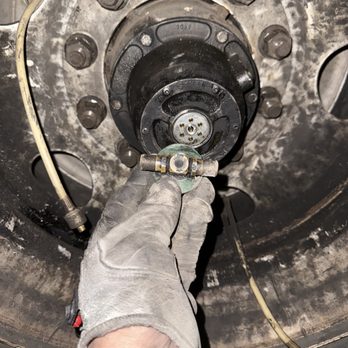 Road Wrench - Broken air inflation valve - Commercial Truck Repair Near Me - San Tan Valley, Arizona Road Wrench - Broken air inflation valve - Commercial Truck Repair Near Me - San Tan Valley, Arizona