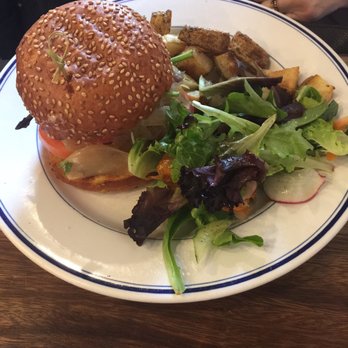 Der Pioneer - Burger! - Coffee & Tea Near Me - Brooklyn, New York Der Pioneer - Burger! - Coffee & Tea Near Me - Brooklyn, New York