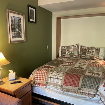 Ponderosa Lodge - Bed - Hotels Near Me - Estes Park, Colorado