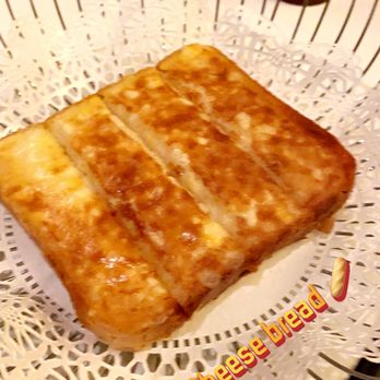 Hy's Steak House - Cheese Bread (on the house) - Steakhouses Near Me - Honolulu, Hawaii Hy's Steak House - Cheese Bread (on the house) - Steakhouses Near Me - Honolulu, Hawaii