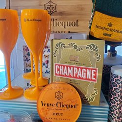 Oui, oui. Mais bien sûr!!