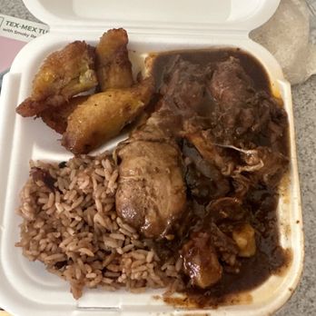 Steve's Caribbean Kitchen - Brown stew chicken - Caribbean Near Me - Atlanta, Georgia