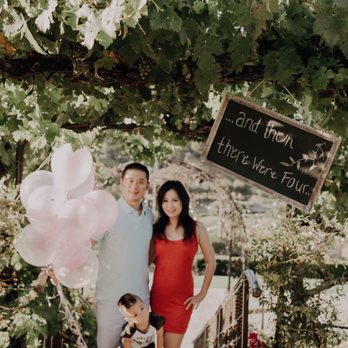 AB Stills Photography - Pregnancy announcement/maternity/family portrait - Session Photography Near Me
