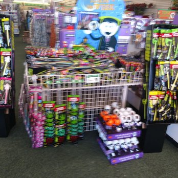 Dollar Tree - Discount Store Near Me - Bloomfield Hills, Michigan