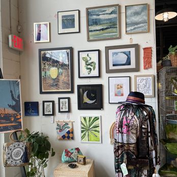 The Station Park Circle - Used, Vintage & Consignment Near Me - North Charleston, South Carolina
