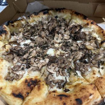 Sei Pizza Bar - Funghi Pizze - Pizza Near Me - Los Angeles, California Sei Pizza Bar - Funghi Pizze - Pizza Near Me - Los Angeles, California