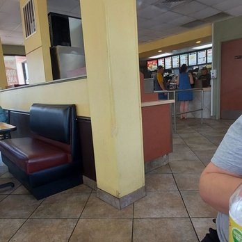 Arbys - Dirty walls - Sandwiches Near Me - Crystal River, Florida Arbys - Dirty walls - Sandwiches Near Me - Crystal River, Florida