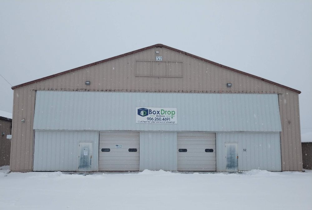 BOXDROP MARQUETTE Updated September 2024 19 Photos 207 Summit St