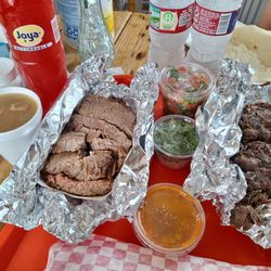 Vera's Backyard Bar-B Que