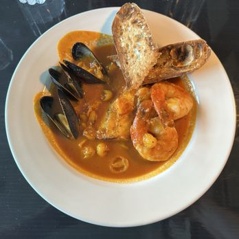 Walloon's Restaurant - SEARED REDFISH gulf shrimp, roasted tomato, mussels, bouillabaisse, sourdough - Seafood Near Me - Fort Worth, Texas
