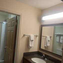 Staybridge Suites Philadelphia Valley Forge 422 - Bathroom sink