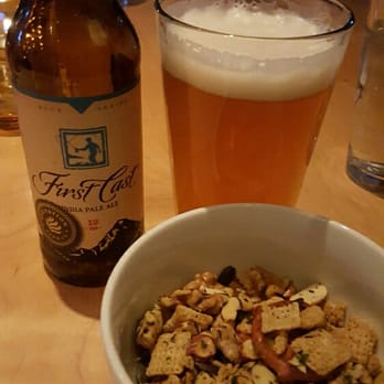 Twist - Beer and trail mix appetizer - New American Near Me - Breckenridge, Colorado Twist - Beer and trail mix appetizer - New American Near Me - Breckenridge, Colorado