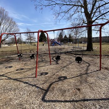 Willard Park - Parks Near Me - Indianapolis, Indiana