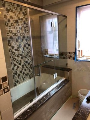 V-Y Glass and Mirror Services by null