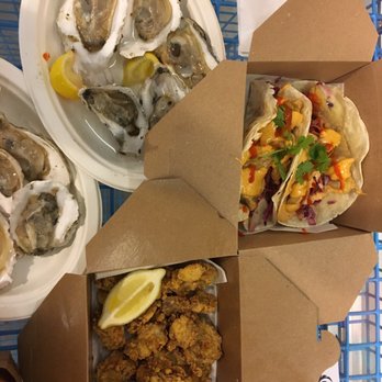 Red's Best - Seafood Near Me - Boston, Massachusetts Red's Best - Seafood Near Me - Boston, Massachusetts