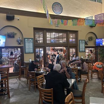 El Palomar - TV's with sports on. - Mexican Near Me - Santa Cruz, California El Palomar - TV's with sports on. - Mexican Near Me - Santa Cruz, California