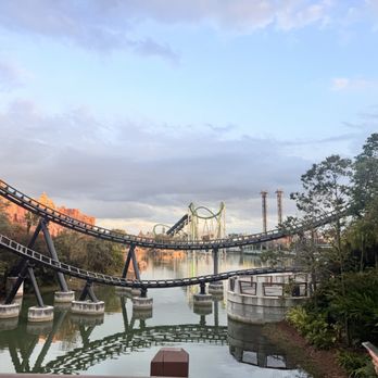 Jurassic World Velocicoaster - Amusement Parks Near Me - Orlando, Florida Jurassic World Velocicoaster - Amusement Parks Near Me - Orlando, Florida