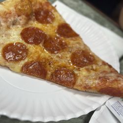 Spaghettini - Pepperoni pizza slice