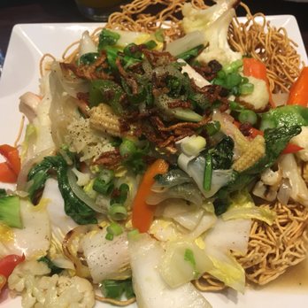 Fresh Lemongrass - Seafood fried noodle - Vietnamese Near Me - Vernon, British Columbia