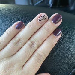 Dj Nails - Gel manicure on my natural nails.