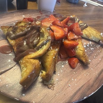 The Hen and The Hog - Nutella & Strawberries French toast - Breakfast & Brunch Near Me - Pompano Beach, Florida The Hen and The Hog - Nutella & Strawberries French toast - Breakfast & Brunch Near Me - Pompano Beach, Florida